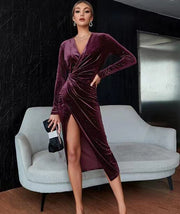 Ok, Velvet Caroline – langärmeliges Samtkleid