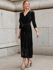 Elegant Gold Velvet Dress with High Fashion Appeal